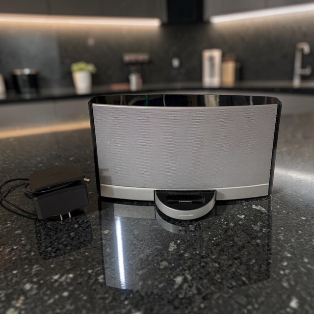 Bose SoundDock Series II Digital Music System
